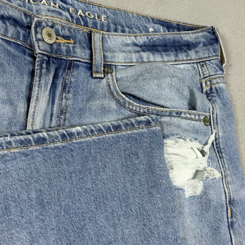 American Eagle Distressed High Waisted Wide Leg Jeans Light Wash Blue Womens 4